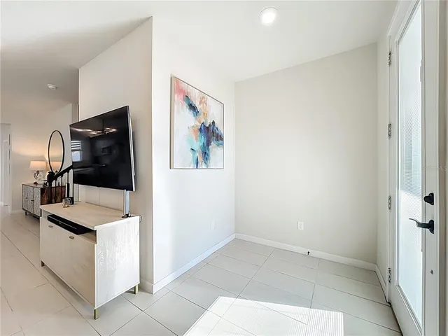 $404,900 | 10976 Leafshore Loop, Orlando, FL 32829