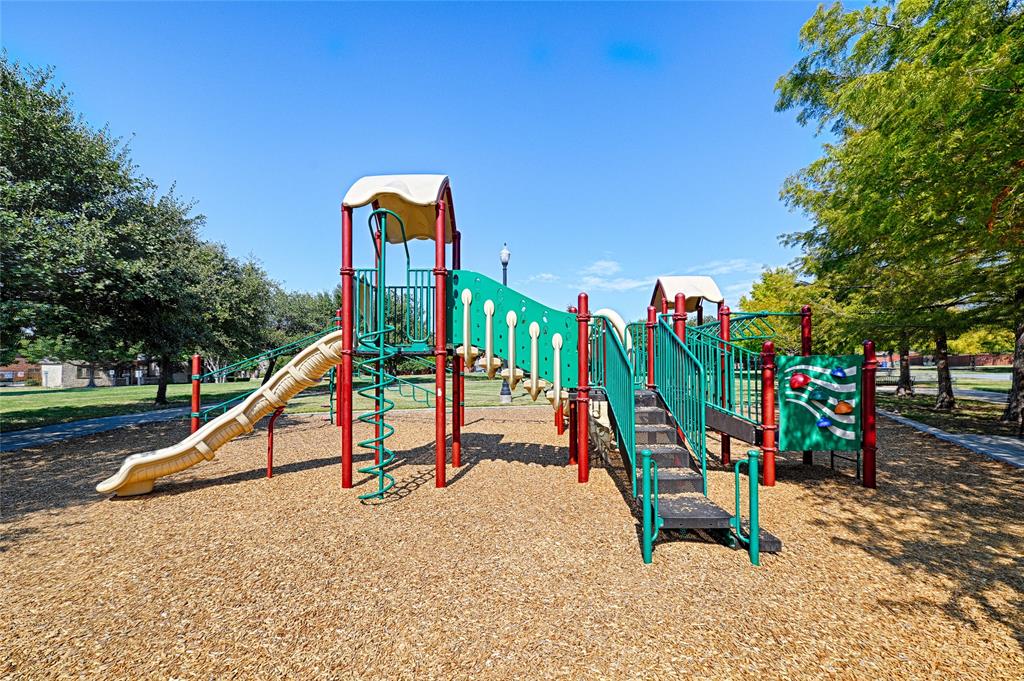 7681 Glasshouse Walk Frisco, TX 75035 - Photo 25 of 28 a park with kid zone