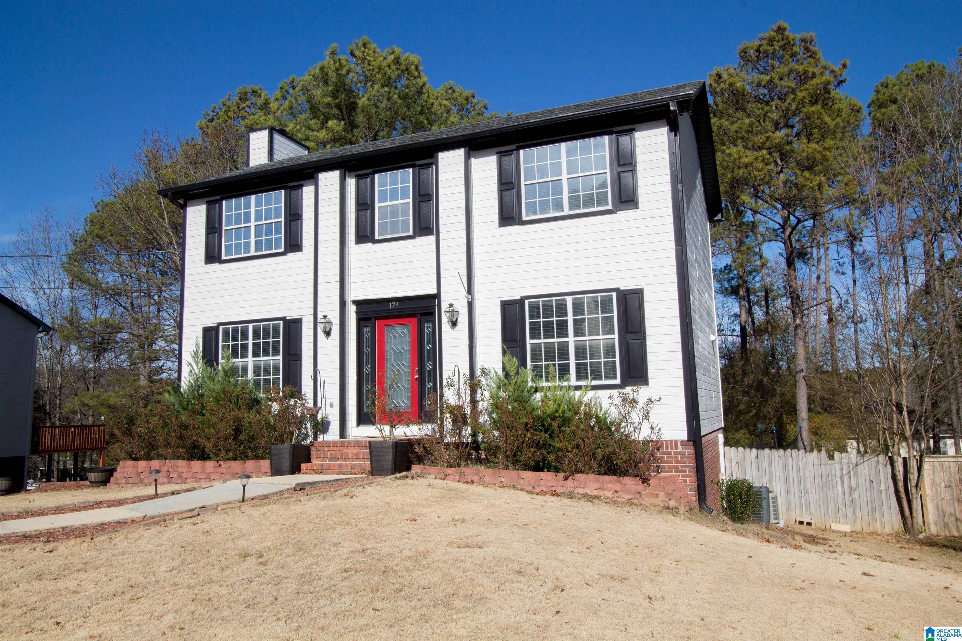 129 Pebble Drive Alabaster, AL 35007 - Photo 1 of 43