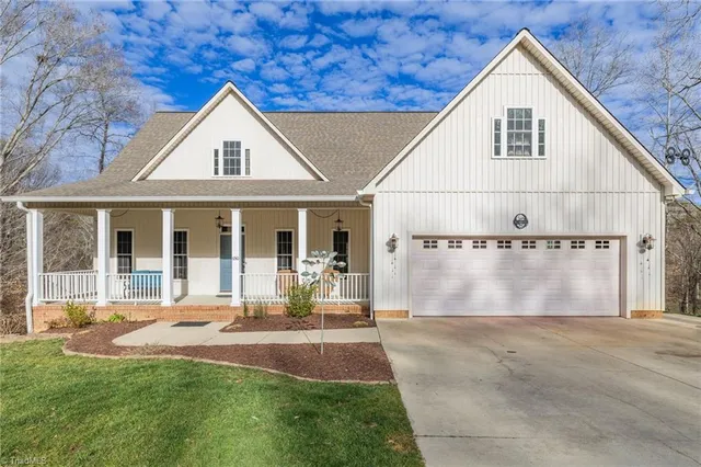 $635,000 | 650 Beaver Lodge Circle, Reidsville, NC 27320