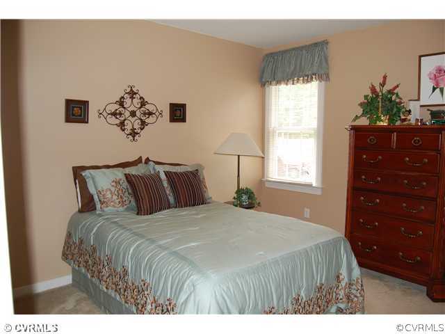 1843 State Rte 635 Midlothian, VA 23113 - Photo 17 of 22 Master Bath