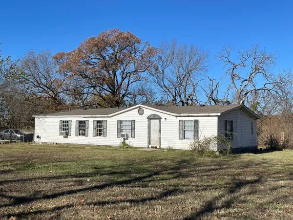 $199,900 | 1809-1811 EAST Front Street, Galena, KS 66739