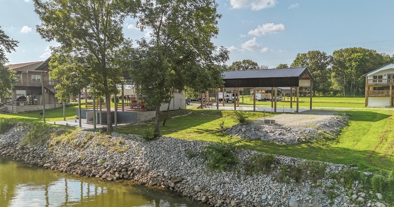 1085 WC PICKETT Road Clifton, TN 38425 - Photo 15 of 72 a view of a park with large trees