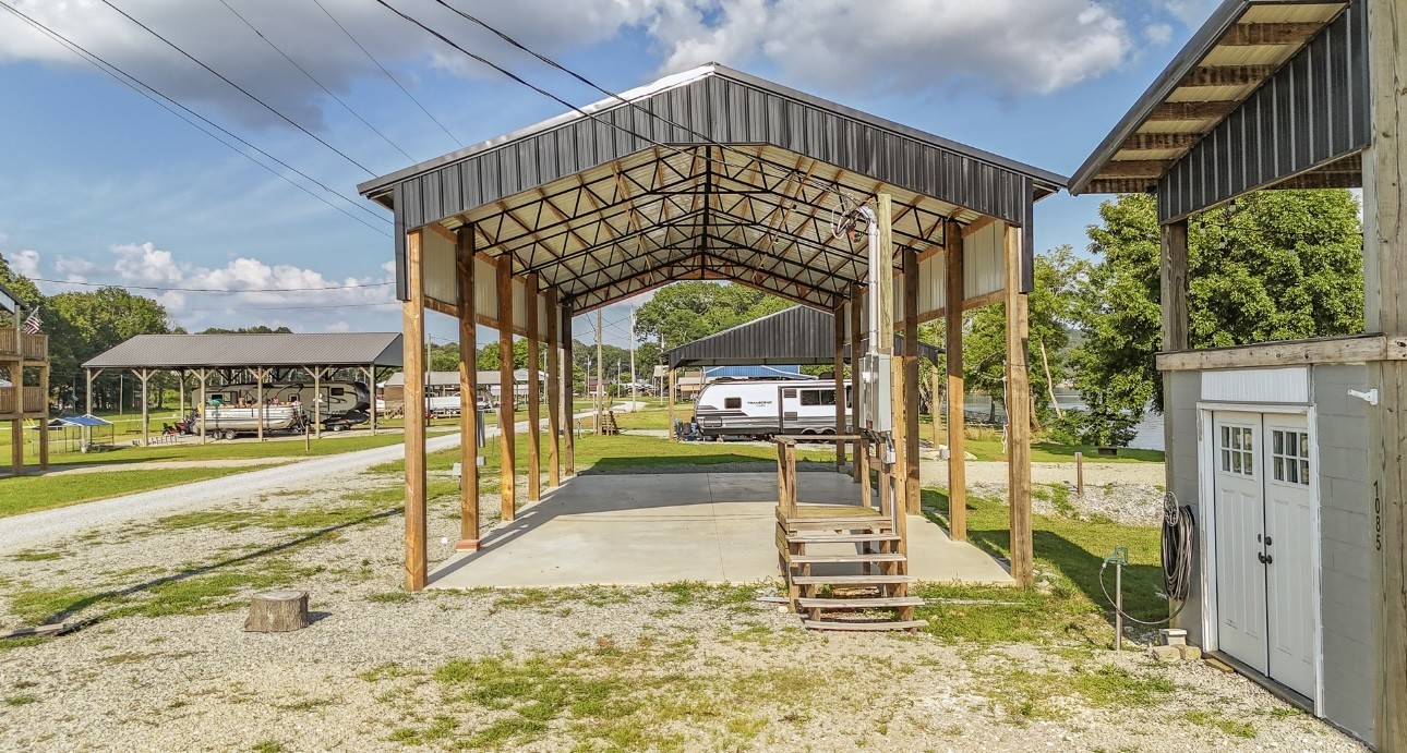 1085 WC PICKETT Road Clifton, TN 38425 - Photo 20 of 72 a view of an interior of the house