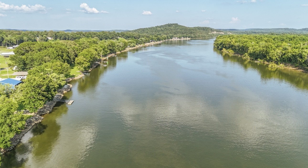 1085 WC PICKETT Road Clifton, TN 38425 - Photo 6 of 72 a view of an ocean and beach