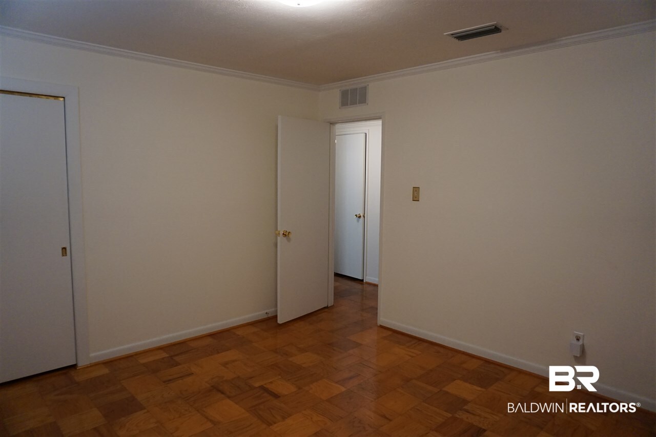 4153 La Rose Court Mobile, AL 36609 - Photo 12 of 26