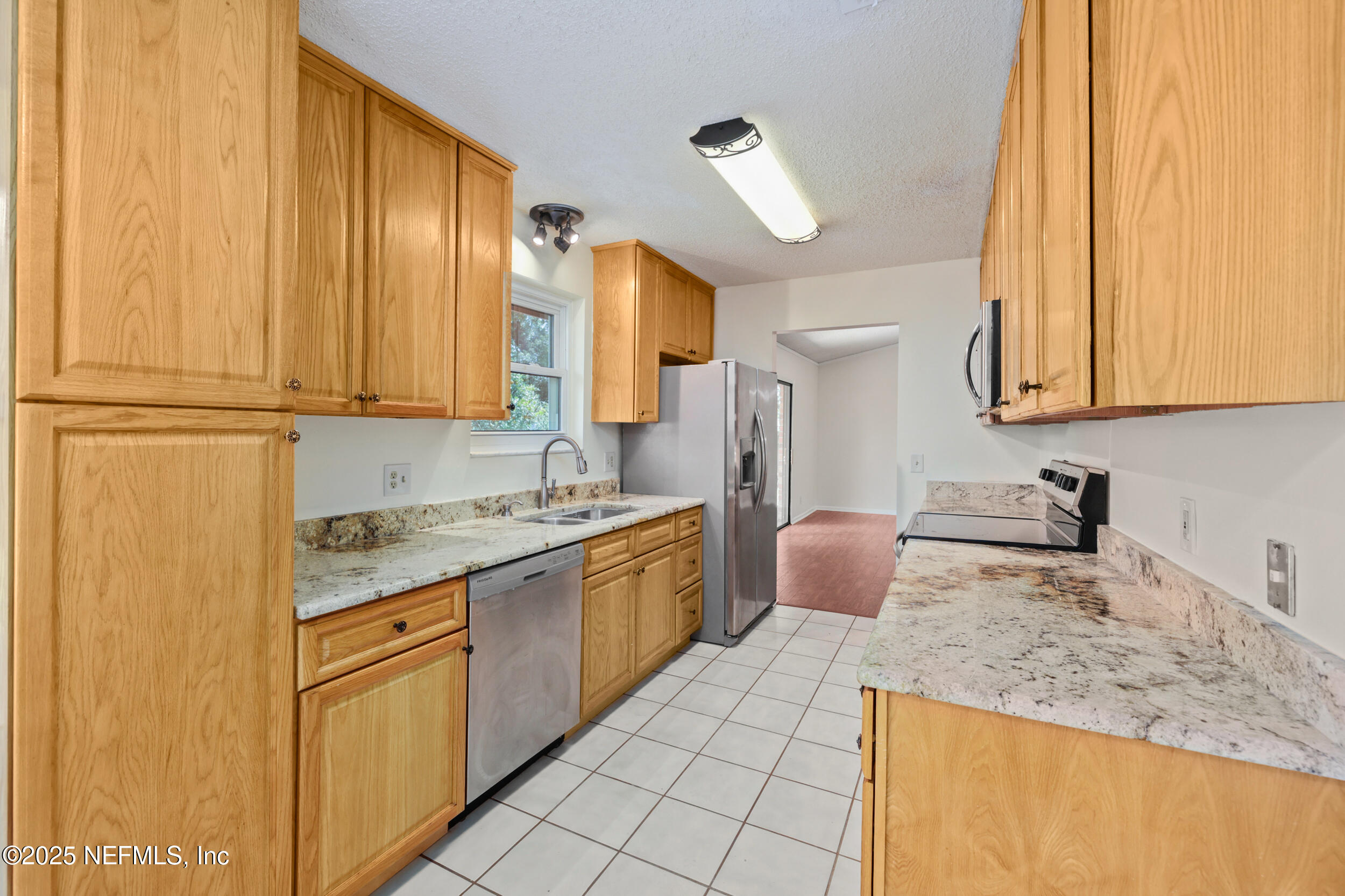 7944 Gulf Road South Jacksonville, FL 32244 - Photo 18 of 43 25 - interior
