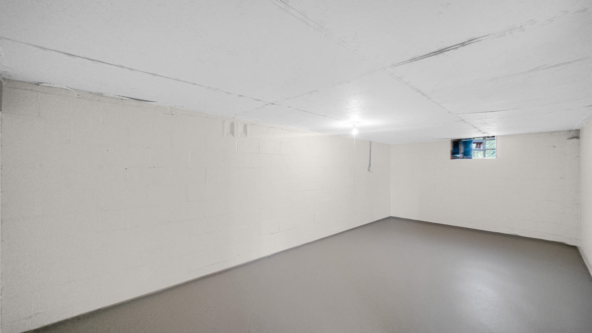 6723 Baring Avenue Hammond, IN 46324 - Photo 19 of 23 a view of an empty room