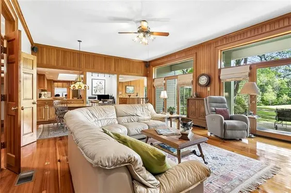 $1,219,000 | 27109 Highway 435, Abita Springs, LA 70420