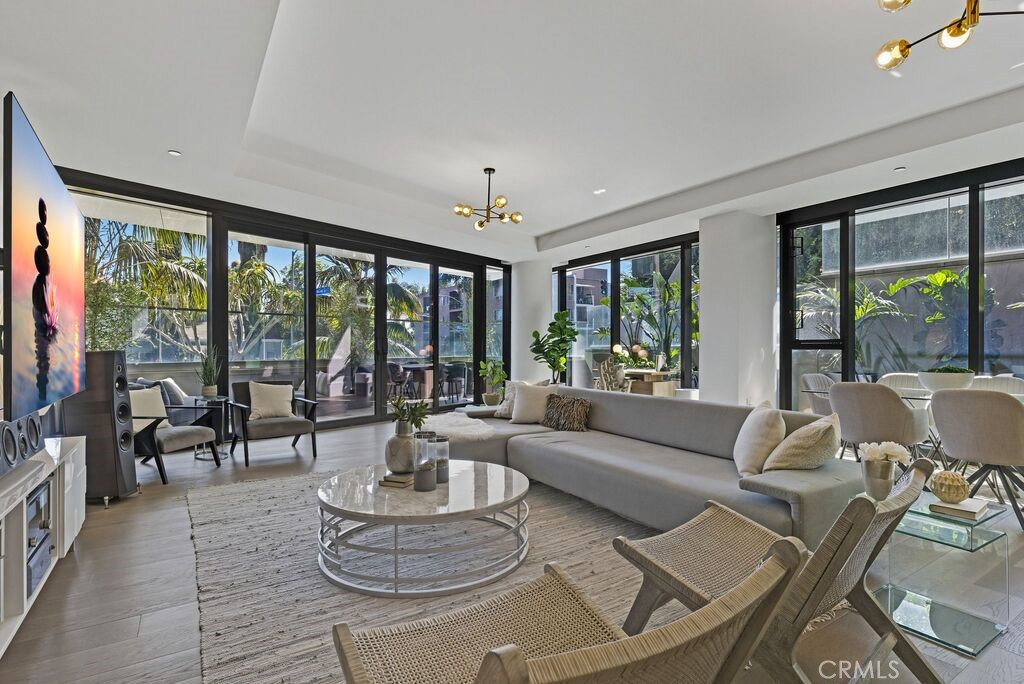 8420 Sunset Blvd Unit 108  