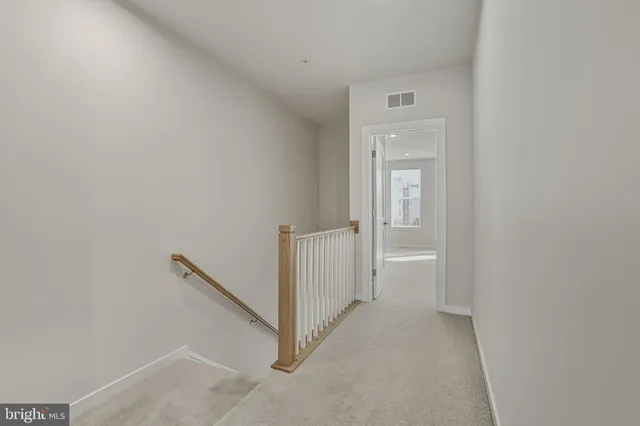 $649,000 | 20280 Newfoundland Square, Ashburn, VA 20147