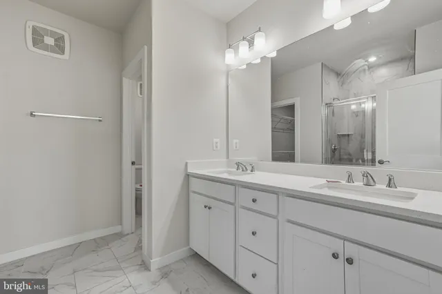 $649,000 | 20280 Newfoundland Square, Ashburn, VA 20147