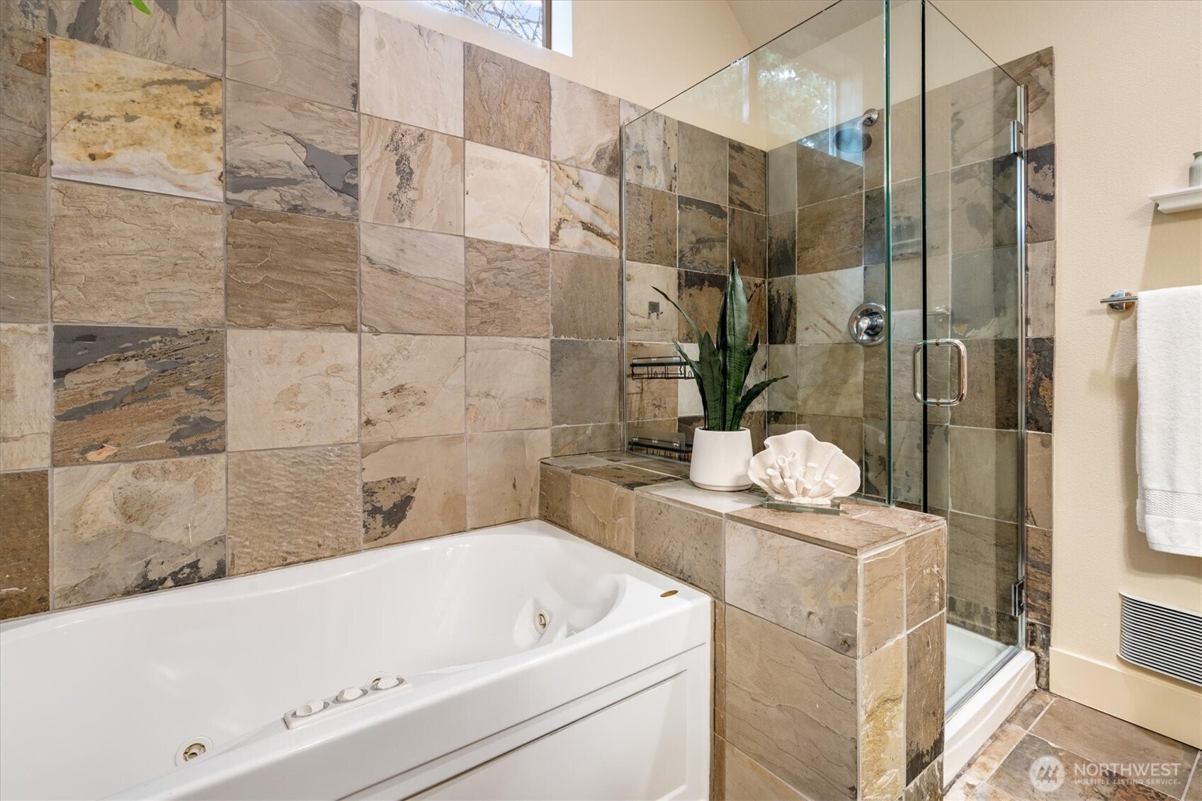 2363 South McClellan Street Seattle, WA 98144 - Photo 27 of 33