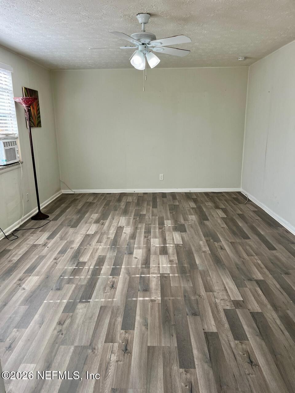 8903 Hipps Road Jacksonville, FL 32222 - Photo 3 of 16 IMG_4553