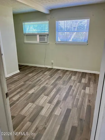 $1,400 | 8903 Hipps Road, Jacksonville, FL 32222