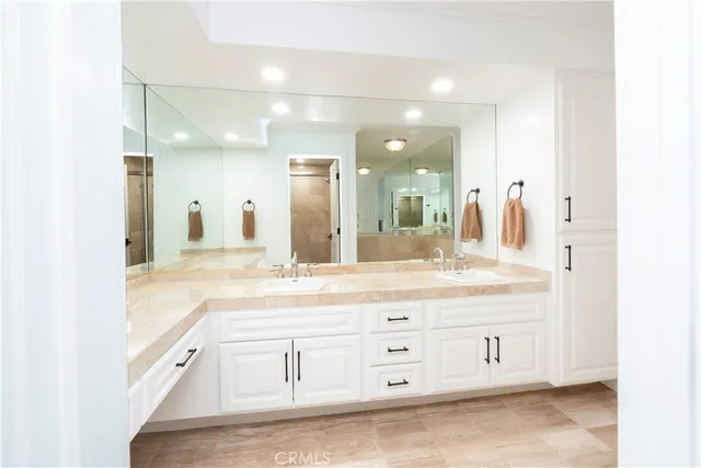 $2,998,000 | 990 Bayside Cove, Unit 609, Newport Beach, CA 92660