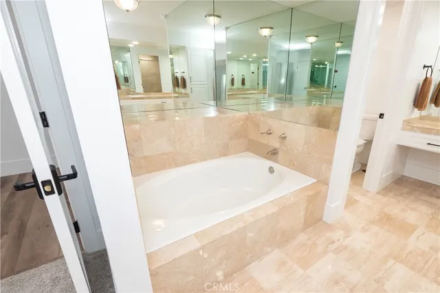 $2,998,000 | 990 Bayside Cove, Unit 609, Newport Beach, CA 92660