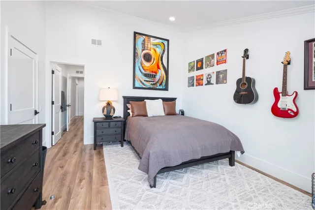 $2,998,000 | 990 Bayside Cove, Unit 609, Newport Beach, CA 92660