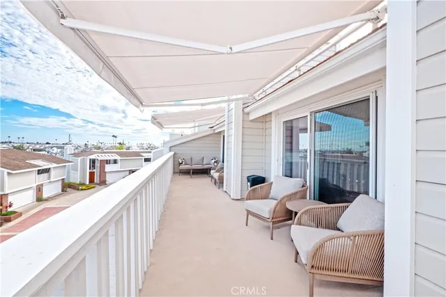 $2,998,000 | 990 Bayside Cove, Unit 609, Newport Beach, CA 92660