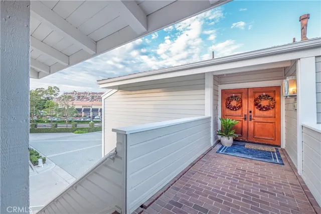 $2,998,000 | 990 Bayside Cove, Unit 609, Newport Beach, CA 92660