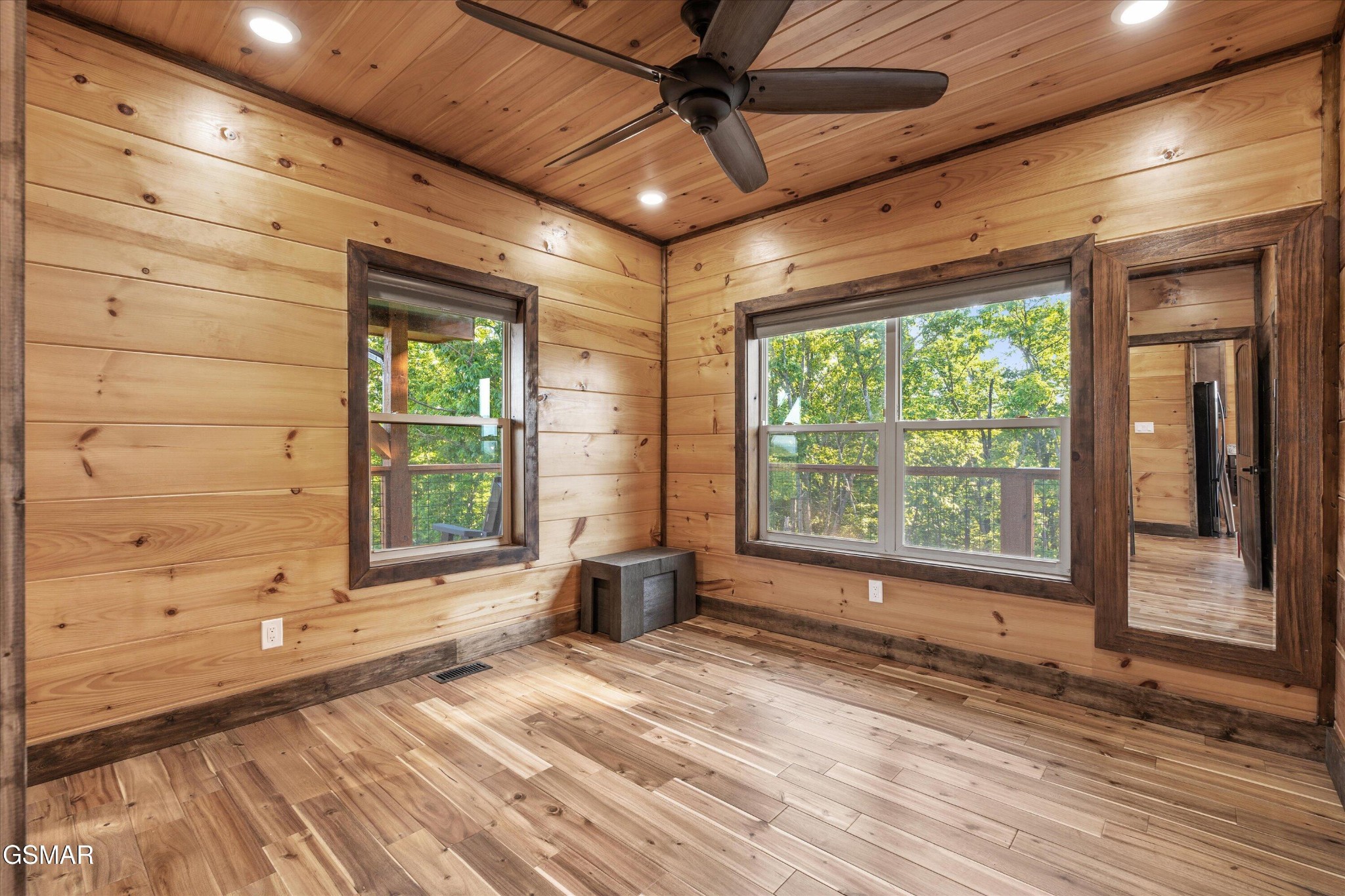 2015 Spurling Road Sevierville, TN 37862 - Photo 17 of 46 Gallery Image 17