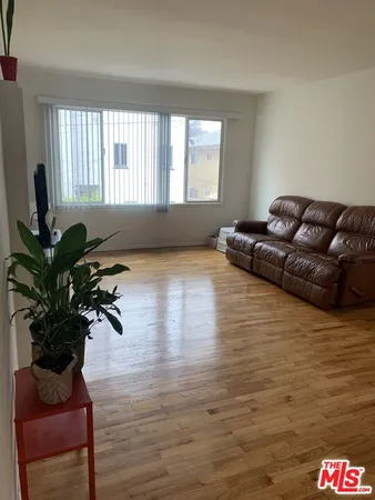 $2,700 | 1470 South Sherbourne Drive, Unit 6, Los Angeles, CA 90035