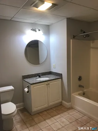 $2,200 | 740 Mix Avenue, Unit 102, Hamden, CT 06514