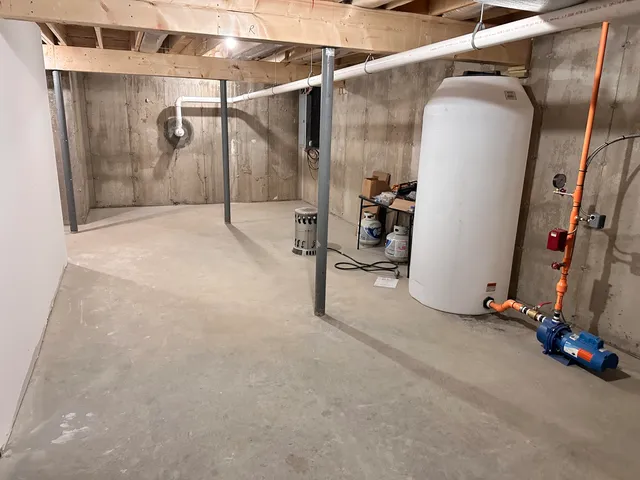 $599,900 | 325 Heath Road, Lebanon, ME 04027