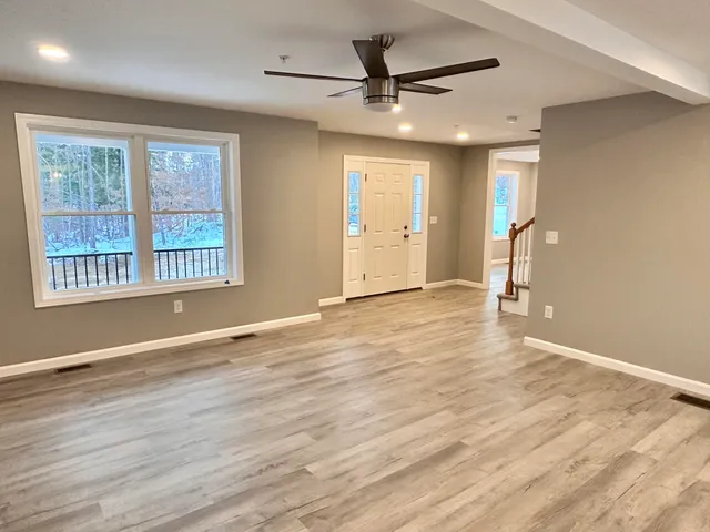 $599,900 | 325 Heath Road, Lebanon, ME 04027