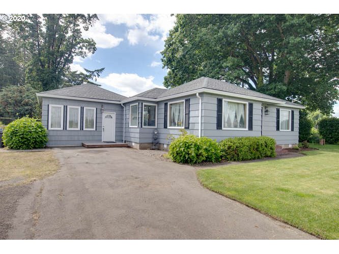 21206 Hubbard Cutoff Road Northeast Aurora, OR 97002 - Photo 2 of 32 Gallery Image 2