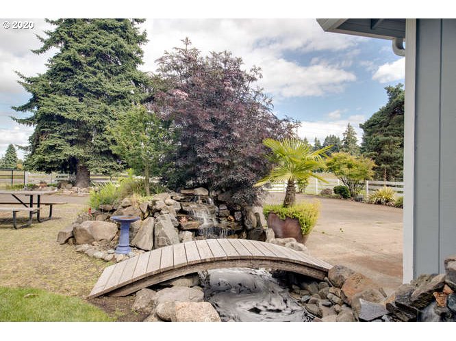 21206 Hubbard Cutoff Road Northeast Aurora, OR 97002 - Photo 23 of 32 Gallery Image 23
