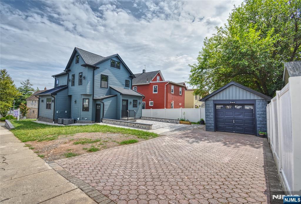 72 Hille Place Ridgefield Park, NJ 07660 - Photo 26 of 39