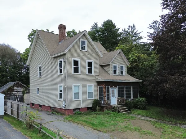 $345,000 | 43 Lincoln Street, Greenfield, MA 01301
