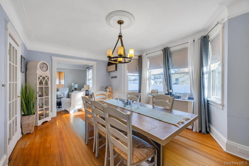 218 Woodlawn Road West Hempstead, NY 11552 - Photo 11 of 26