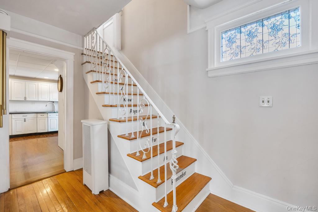 218 Woodlawn Road West Hempstead, NY 11552 - Photo 5 of 26