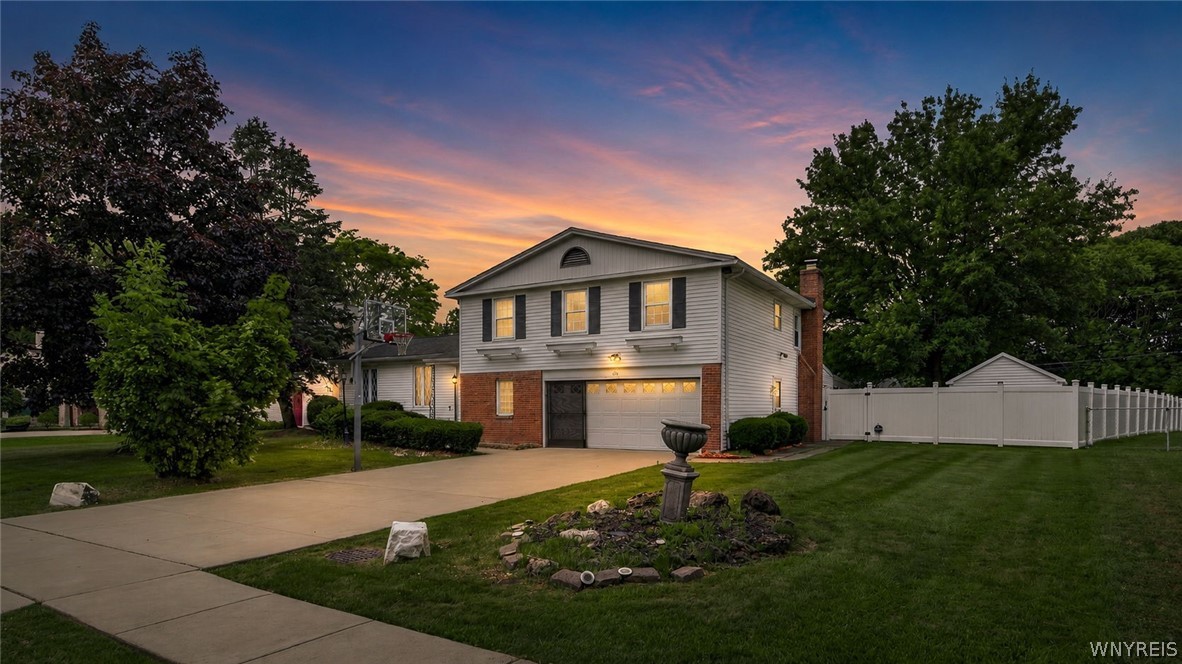 194 Exeter Road Amherst, NY 14221 - Photo 1 of 50 Gallery Image 1