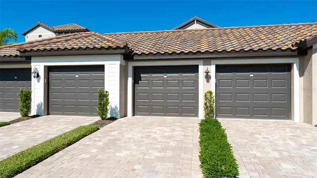 $6,500 | Undisclosed Address, Bradenton, FL 34211