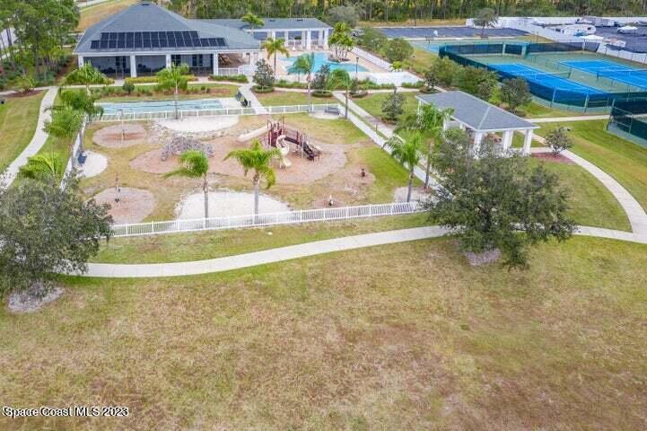 306 Abernathy Circle Palm Bay, FL 32909 - Photo 33 of 38 Bayside Lakes Community Amenities