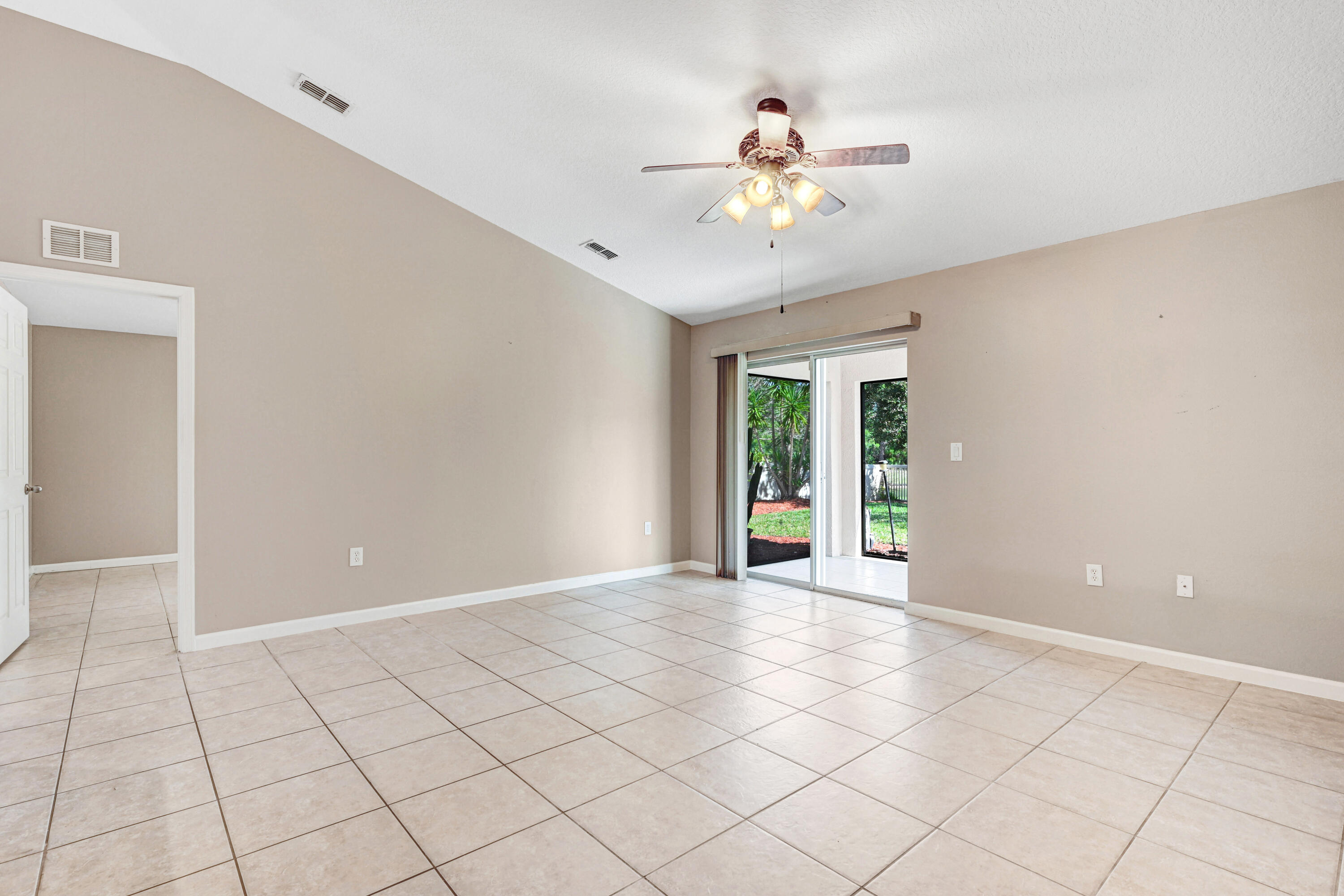 306 Abernathy Circle Palm Bay, FL 32909 - Photo 10 of 38 Family Great Room
