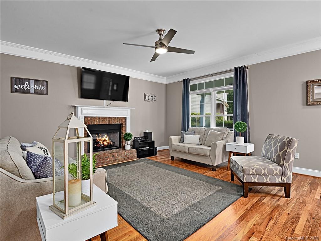 31 Noble Road Fairview, NC 28730 - Photo 3 of 24 Gallery Image 3