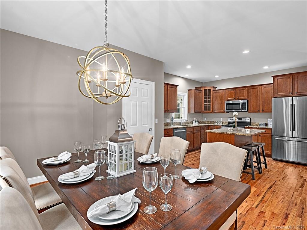 31 Noble Road Fairview, NC 28730 - Photo 5 of 24 Gallery Image 5