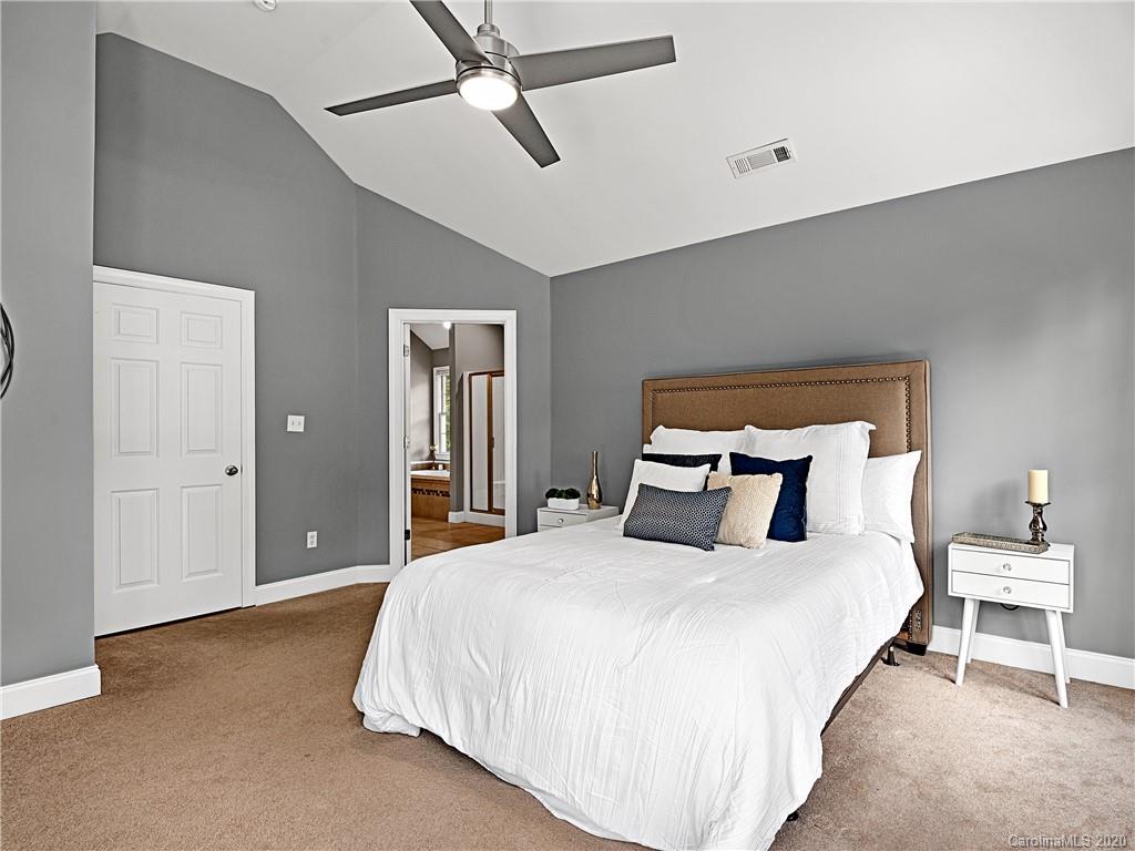 31 Noble Road Fairview, NC 28730 - Photo 6 of 24 Gallery Image 6