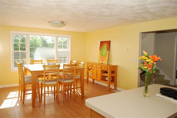 317 Butman Road Lowell, MA 01852 - Photo 5 of 24 Gallery Image 5