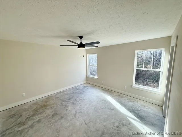 $289,500 | 8024 Hudson Lane, Georgetown, IN 47122