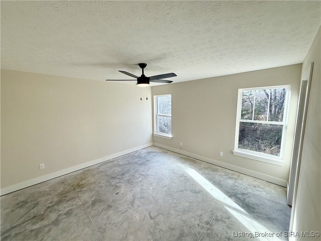 8024 Hudson Lane Georgetown, IN 47122 - Photo 5 of 13