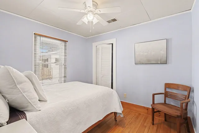 $575,000 | 11637 Algonquin Drive, Pinckney, MI 48169