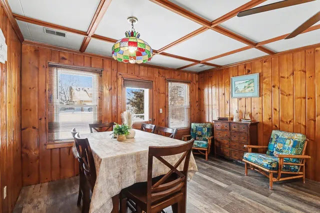 $575,000 | 11637 Algonquin Drive, Pinckney, MI 48169