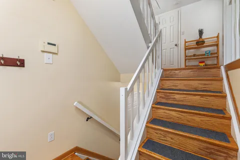 $3,500 | 2223 Glencourse Lane, Reston, VA 20191