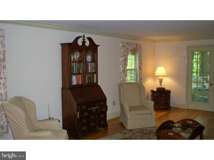 829 Pheasant Run Road West Chester, PA 19382 - Photo 7 of 20 Living Room