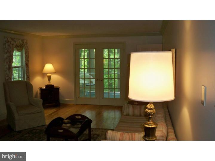 829 Pheasant Run Road West Chester, PA 19382 - Photo 8 of 20 Living Room
